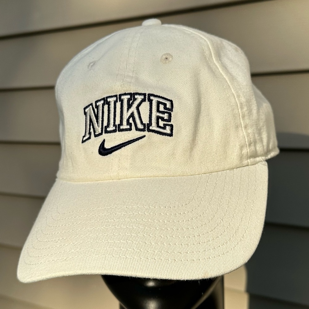 Nike Baseball Cap white collegiate hat